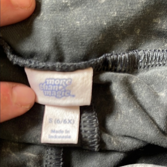 More Than Magic Gray Shorts with Wide Waistband and Soft Texture - Picture 4 of 4